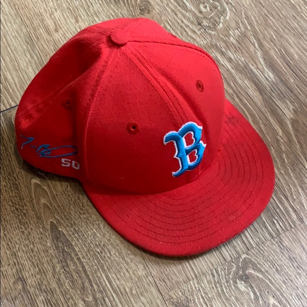 JD Martinez Hat
